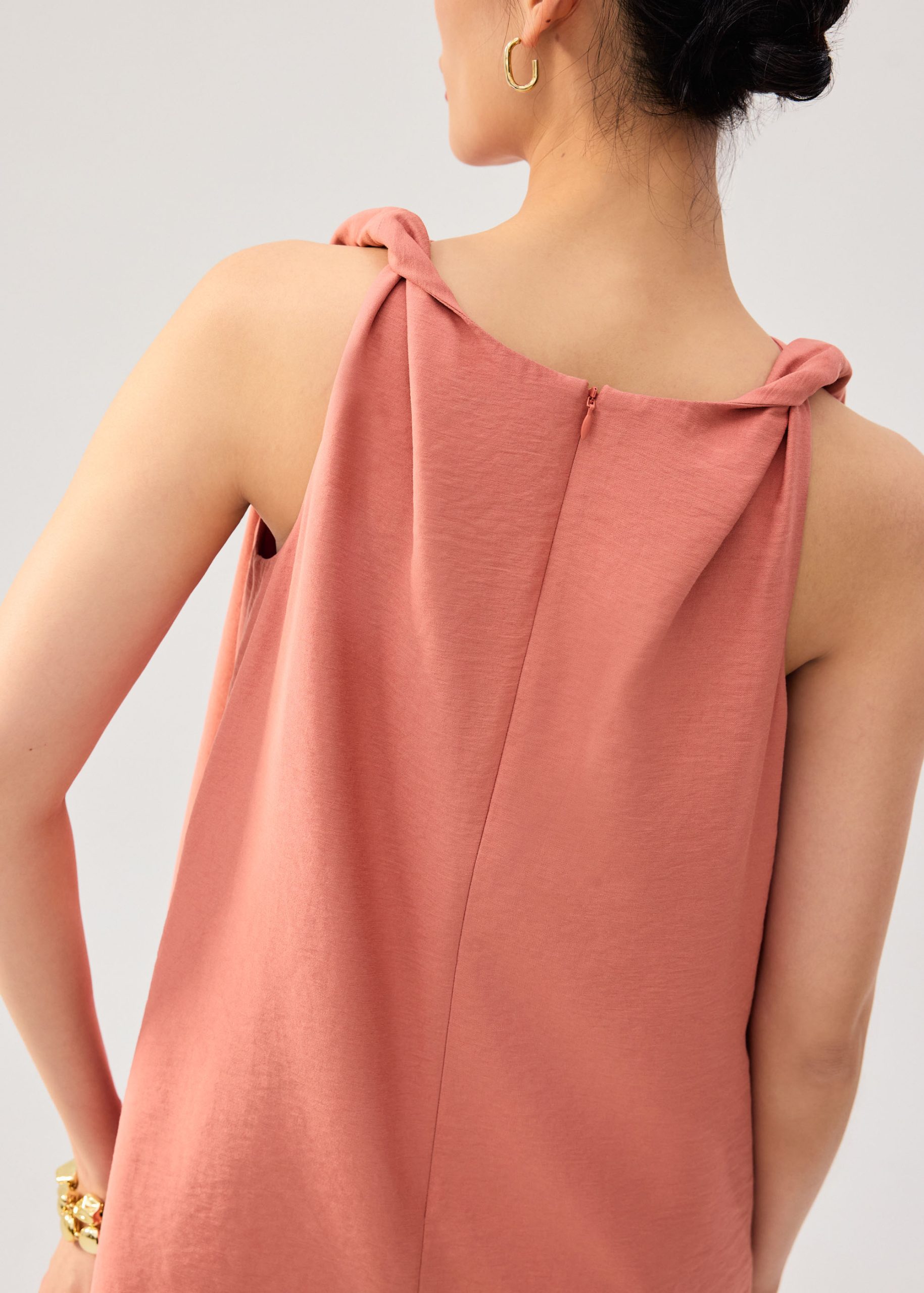 Relaxed Twisted Shoulder Boat Neck Romper - Image 5