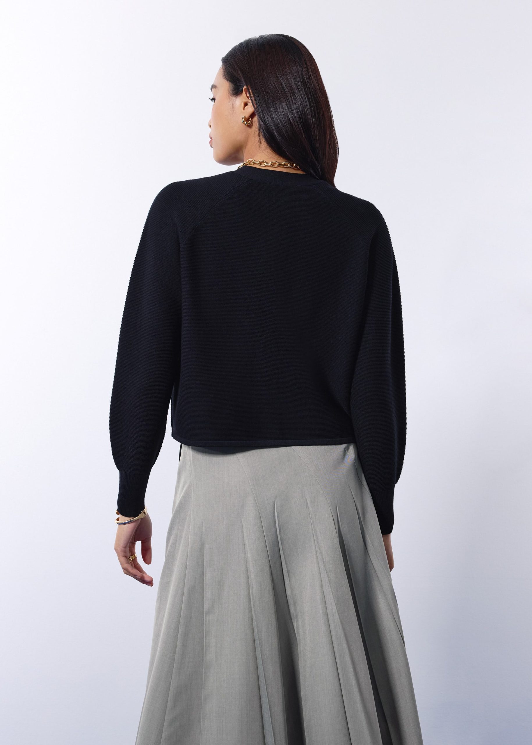 Priya Relaxed Classic Knit V-neck Cardigan - Image 6