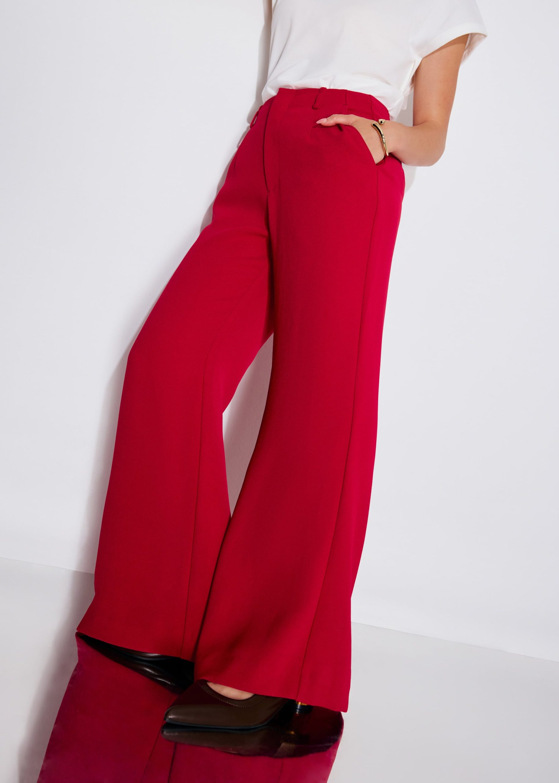 PETITE Leggy??Pvara Crepe Kick Flare Pants