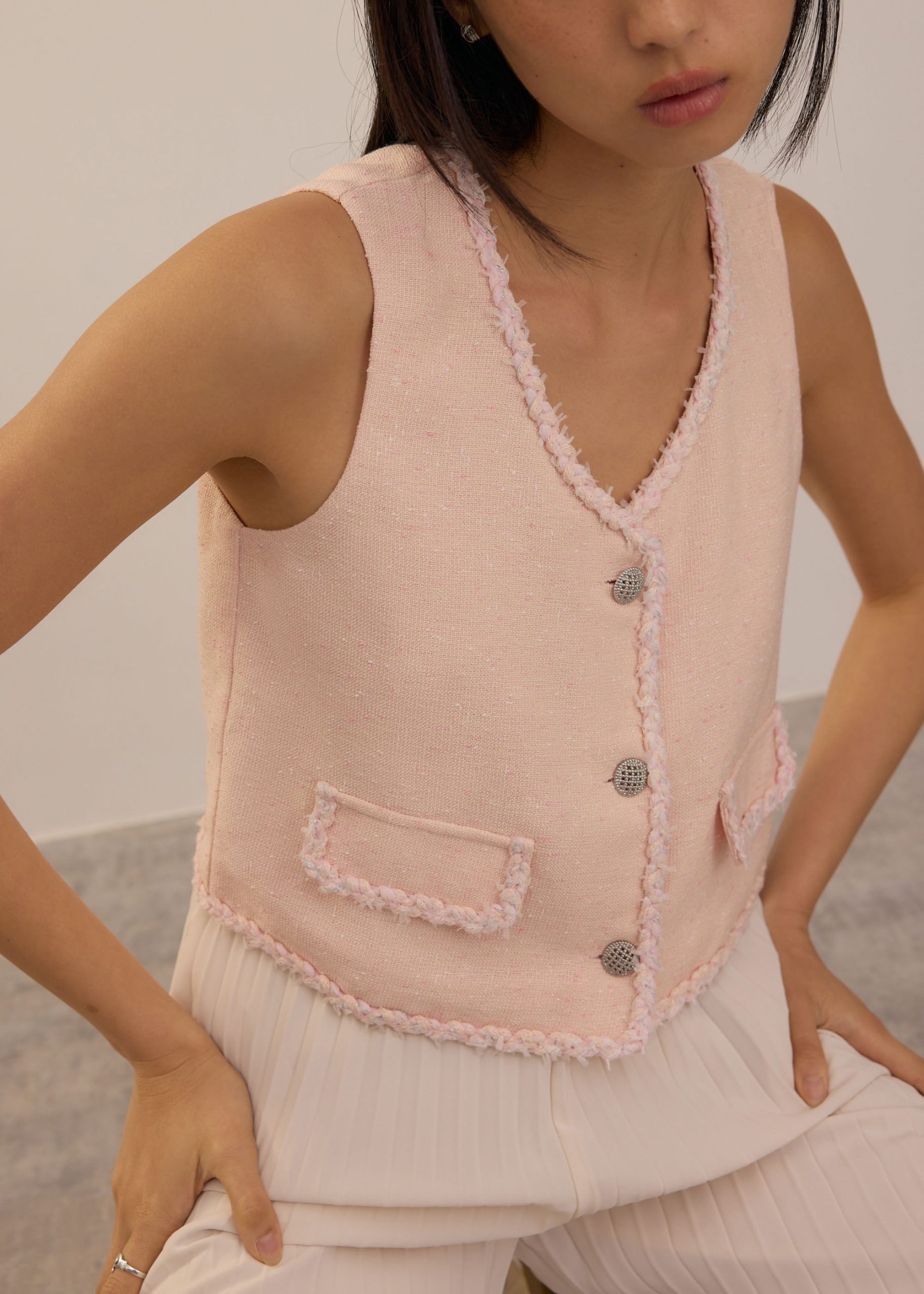 Tweed V-Neck Boxy Crop Vest - Image 14