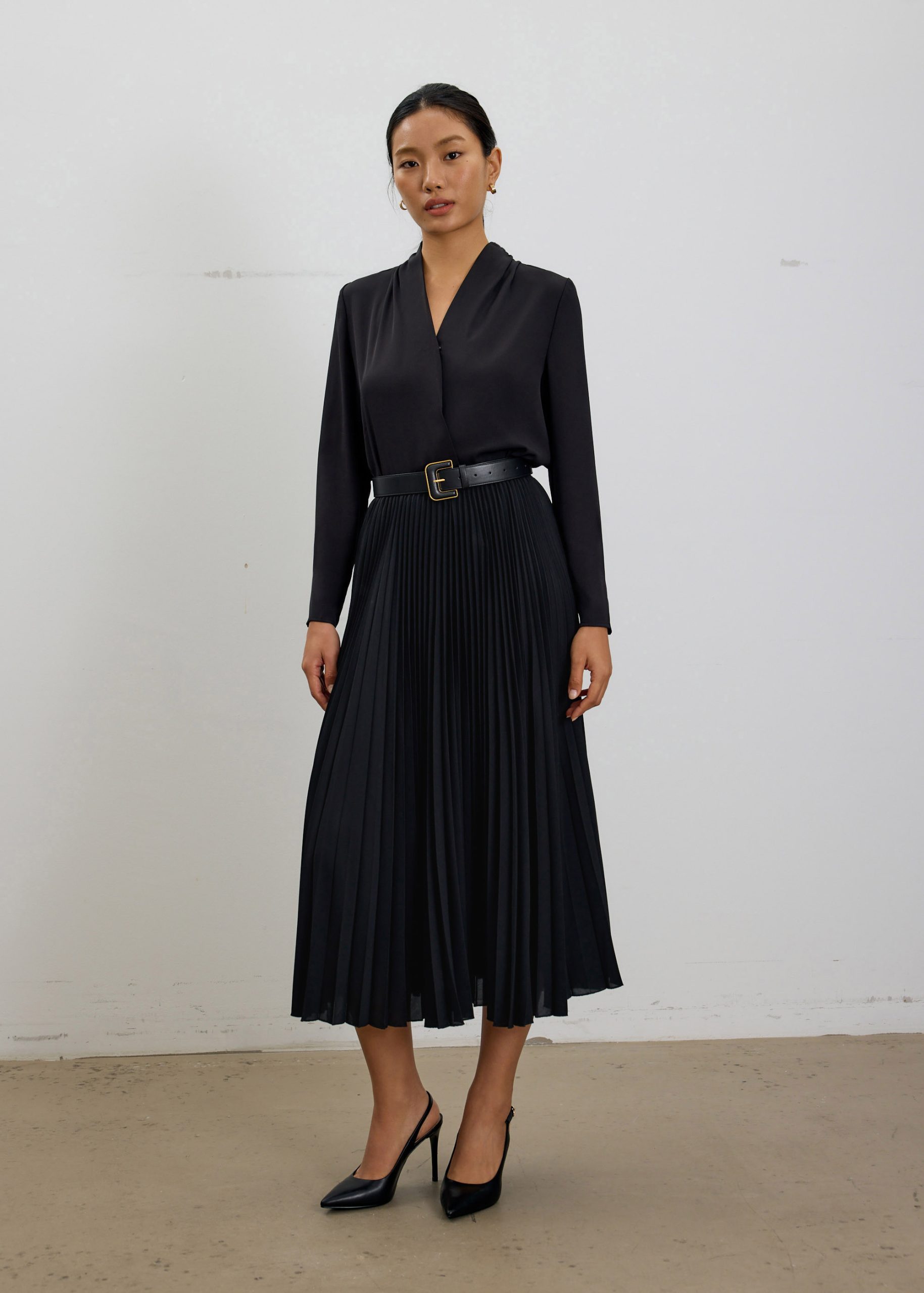 Wei Elastic Sunray Pleated Midaxi Skirt - Image 5